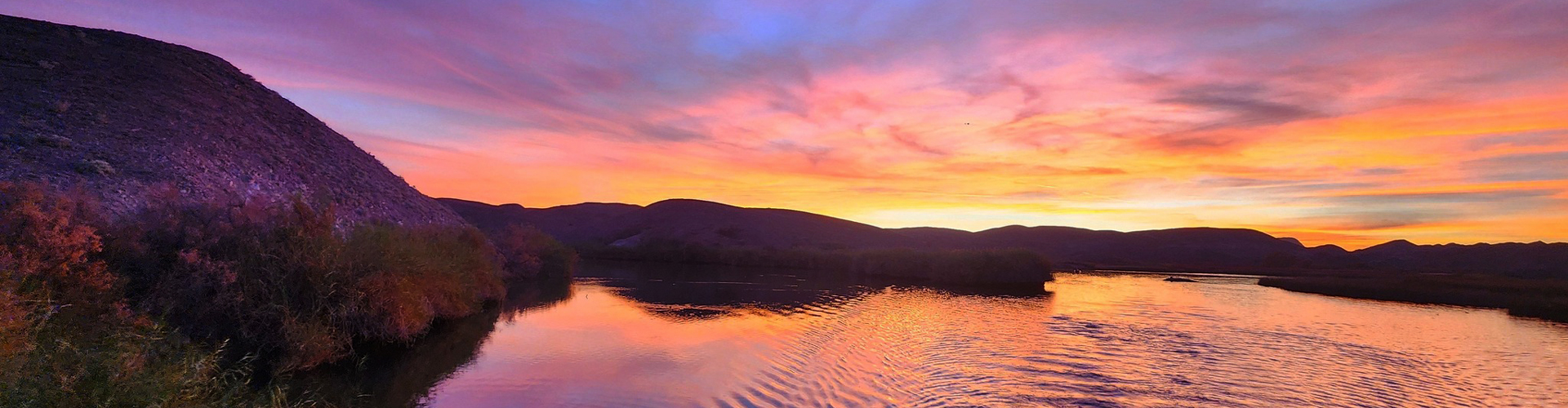 LCRE Sternwheeler on Colorado River